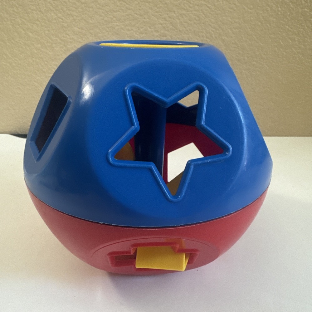 Vintage 1980's Tupperware Shape-O Shape Sorter Ball (Missing 2 Shapes)